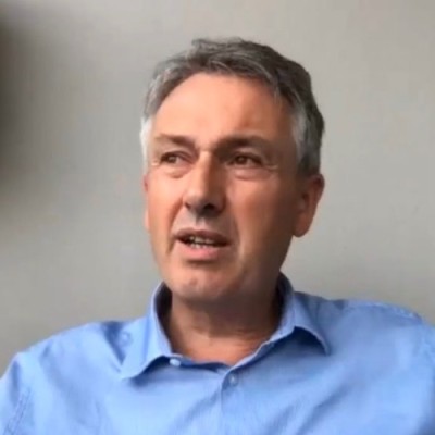 Un R d'Actu : Samuel Peterschmitt évoque sa résilience dans la tragédie de la pandémie cover