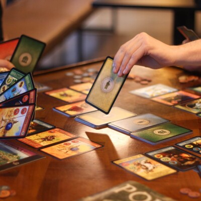 Affrontez-vous dans la bonne humeur ! cover