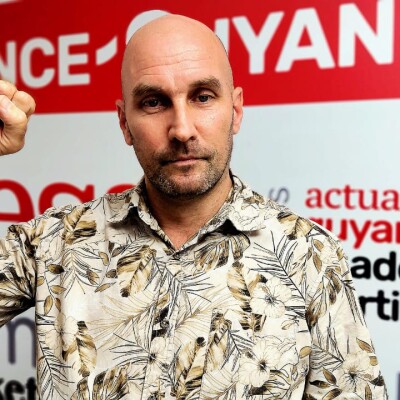 Sébastien Caugant défend les idées communistes révolutionnaires à Kourou cover