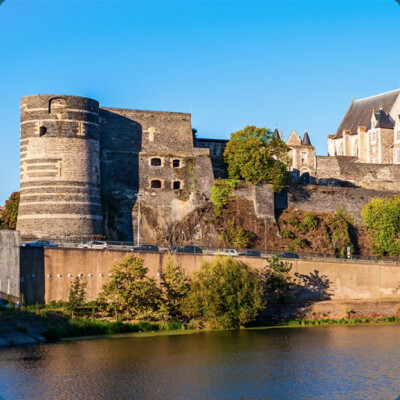 S01E02 - Vinum Sonore // San Carol ; Celeste cover