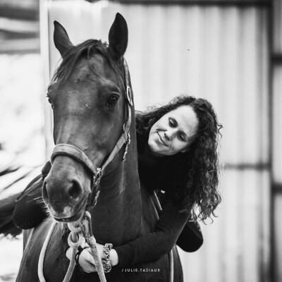 🐎 Dressage • Faute de main ? Vraiment ? cover