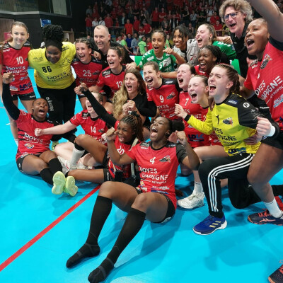 L'INFO DU JOUR - Sainte-Maure Troyes Handball valide sa montée en N1 en s'imposant dans le derby ! cover