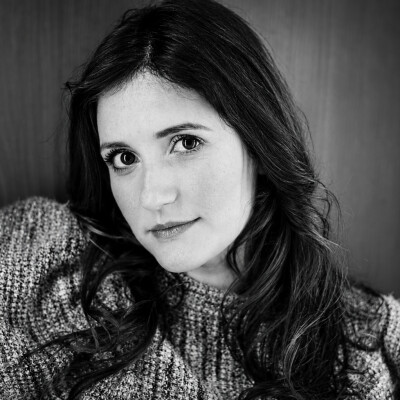 #5 - Rosa Bursztein, humoriste : « J'ai besoin d'être une mauvaise élève avec moi-même » cover