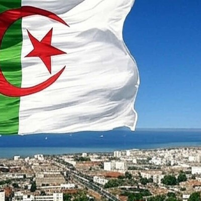 Un jour un pays  L'Algérie cover