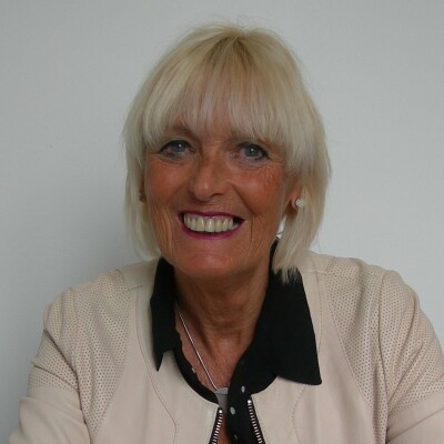 Sylvie MAZUREK, maire-adjointe de Lourdes, en charge de la culture cover