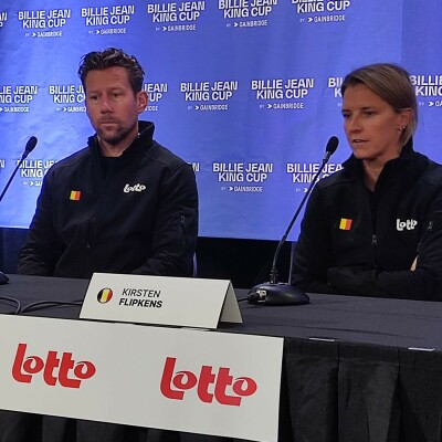 Vancouver épisode 1 : Les premiers pas du duo Wim Fissette et Kirsten Flipkens cover