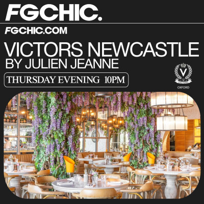 FG CHIC INVITE : VICTORS DE NEWCASTLE BY JULIEN JEANNE cover