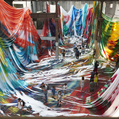 Des peintures gigantesques et immersives ! cover