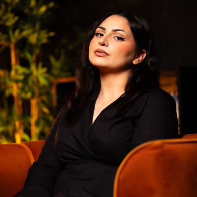 EN MODE PRELUDE - SOLESS,  Lumière douce sur la nuit du R&B Focus sur l'EP 'Soleil de Minuit' cover