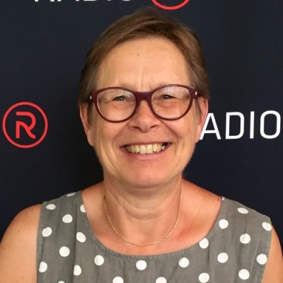 VIP 38 - Brigitte Schacher : Celle qui joue avec les couleurs cover