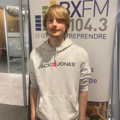 Podcast - Lou Badjou - Le gamin qui électrise les vélos musculaires cover