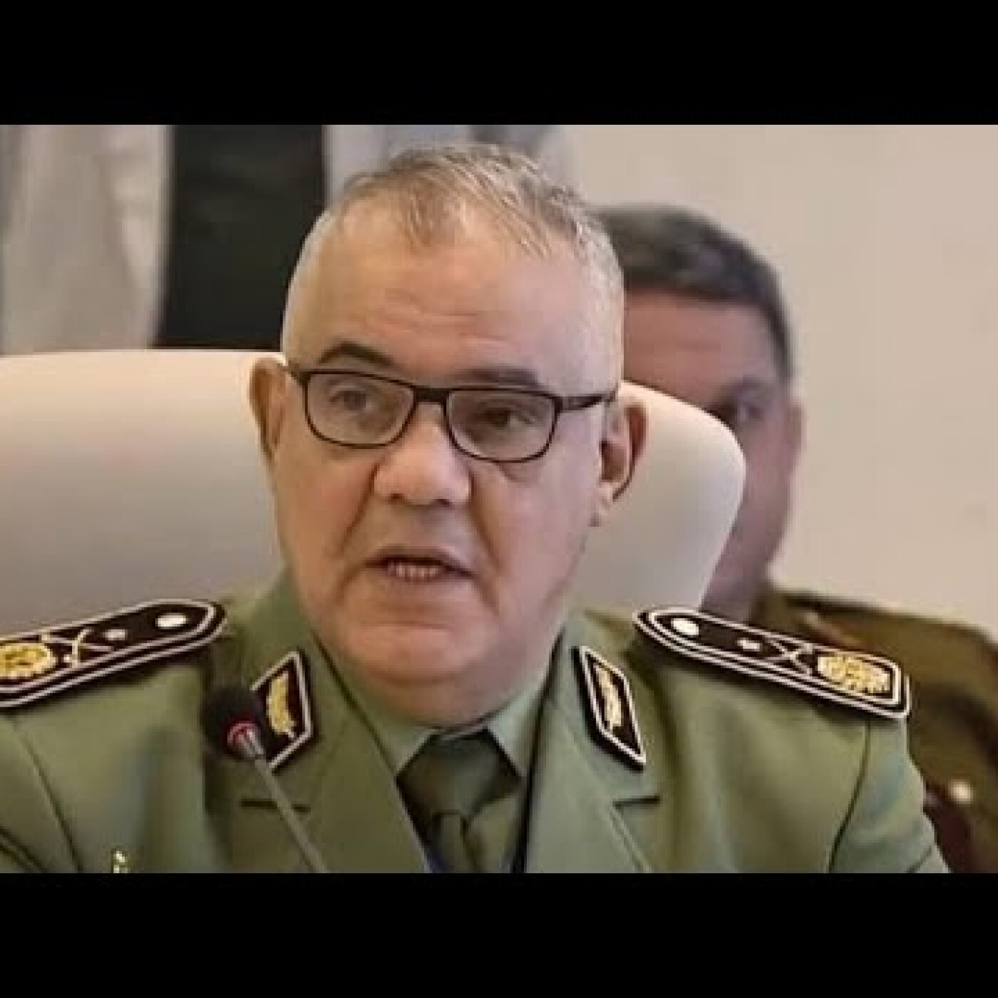 Alger : La traque du général Nacer El Djen se poursuit et le patron de la sécurité militaire limogé episode artwork