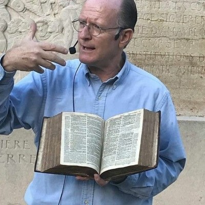 Un R d'Actu : John Glass et ses « Calvin Tours » à Genève cover