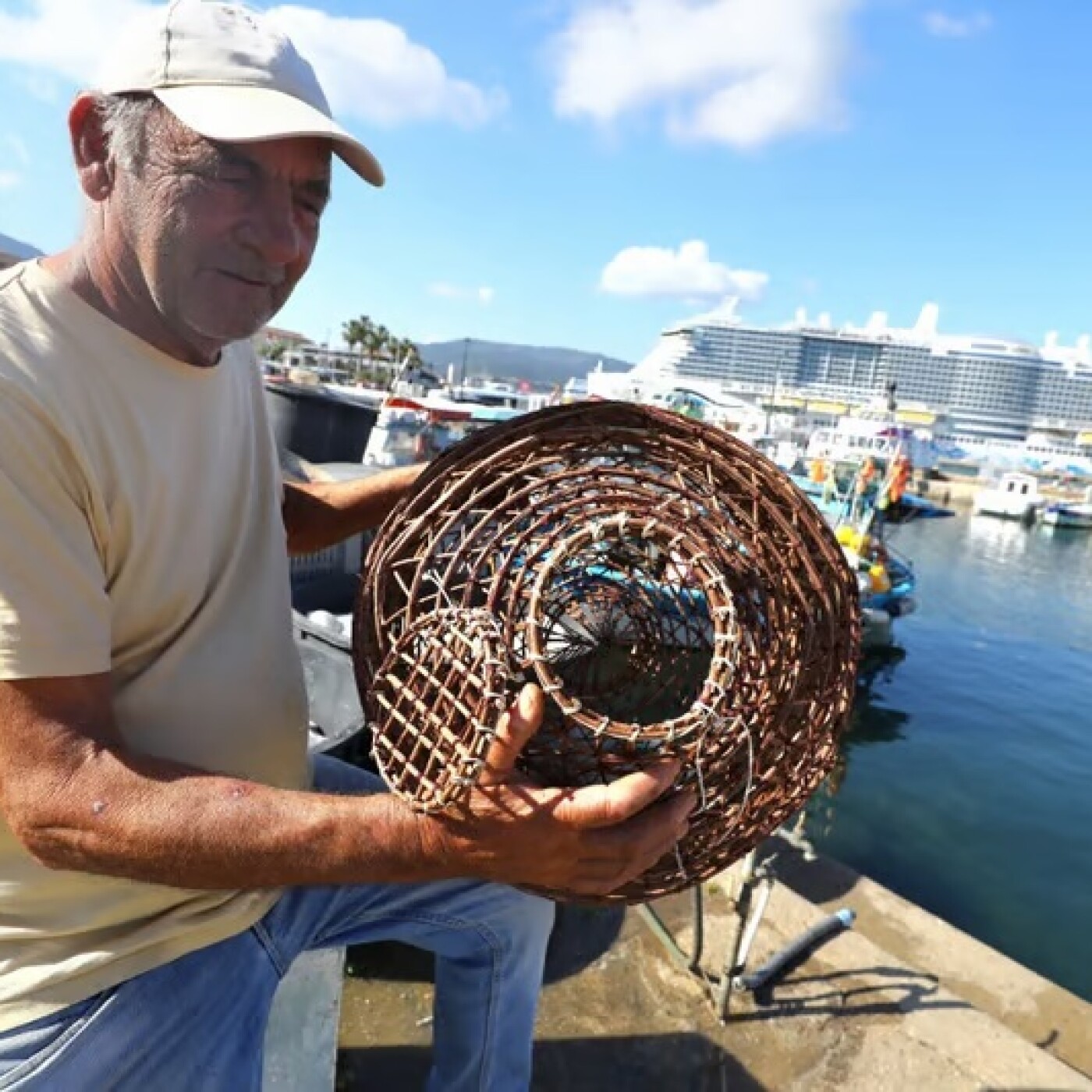 03-2026 Le monde de la mer : Episode 4 Rencontre avec Michel Serreri, pêcheur à Ajaccio episode artwork