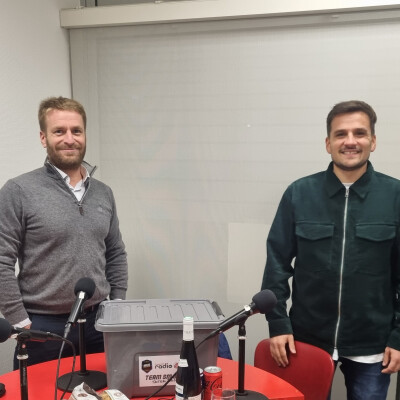 NUMÉRO 10 - Les seniors 3 du Handball Club Savino-Chapelain cover