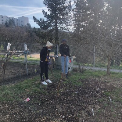 Raconte - Explication du compost par Philippe et Jacqueline dans le quartier Montaud cover