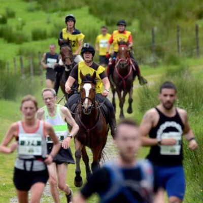 Sport Stories Episode 14 : Là où l'homme court avec les chevaux cover