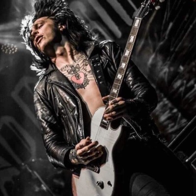 213Rock Harrag Melodica Live Interview with Tagore Grey of The Treatment cover