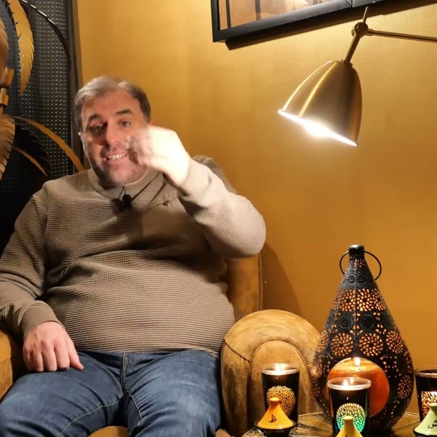 ”Avec moi ou contre moi” : Anes Tina et l’Algérie prisonnière du fanatisme de ses dirigeants episode artwork