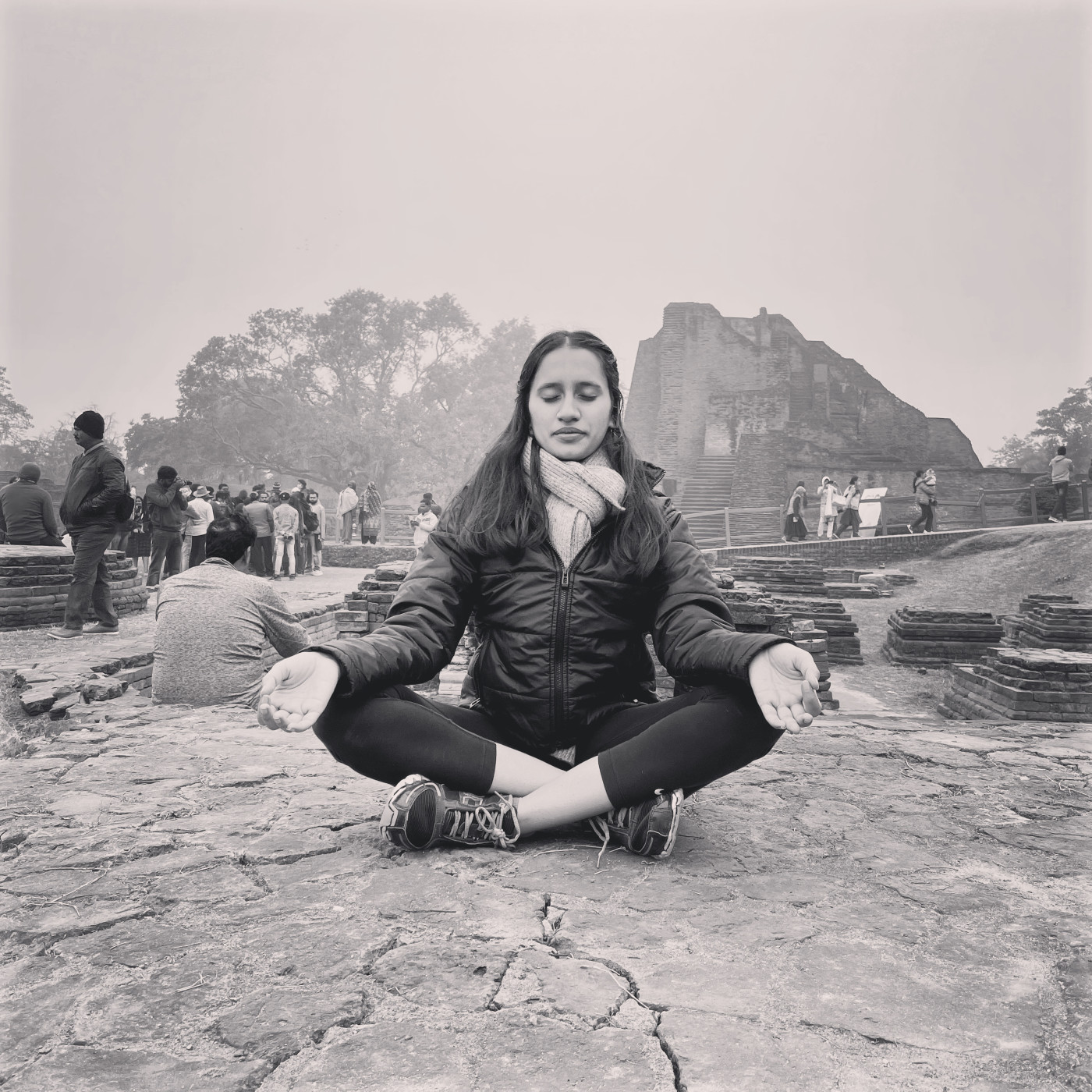 Move & Meet