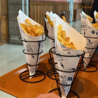 Des frites ! Des frites ! Des frites... d'Arras ! cover