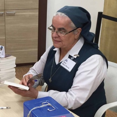 VIP 08 -Sœur Marie-Rose : L'espoir vainqueur en Syrie cover