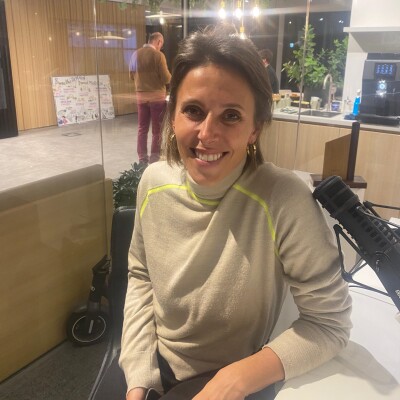 HEC Paris - Lara Rouyres - Elsee - Yolo cover