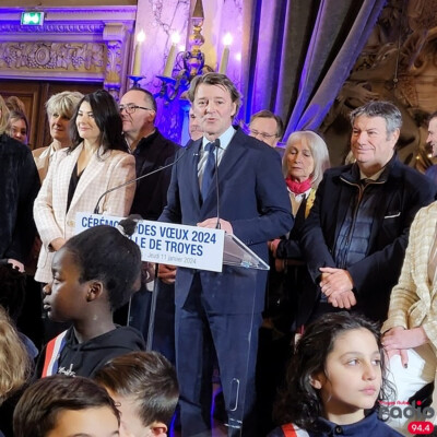 L'INVITÉ DU 6/9 - François Baroin cover