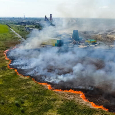 Attention aux départs de feux ! cover