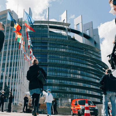Abdesslam Mirdass, photographe au parlement cover