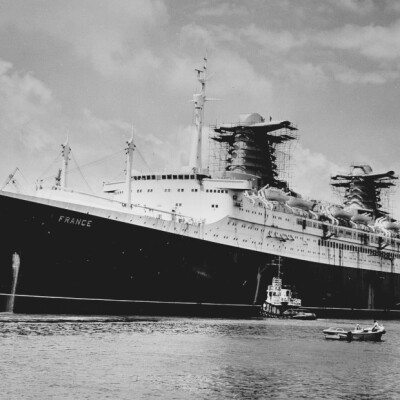 Le France : l’histoire d’un paquebot mythique ! cover