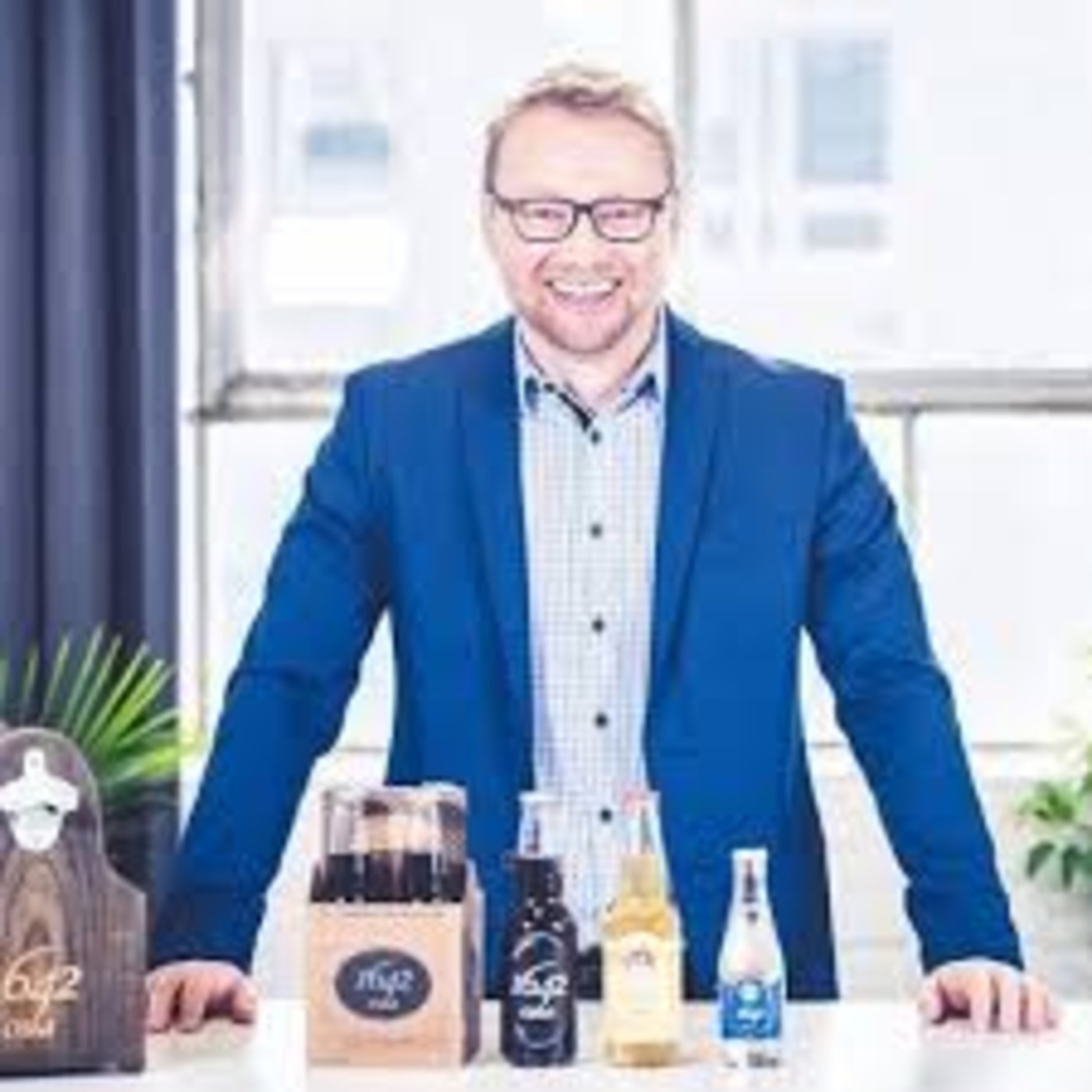 Comment démarquer son entreprise dans un monde de géants avec Bastien Poulain de 1642 sodas | L’Accélérateur #059