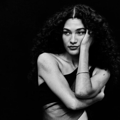 160. Olivia Dean : Comment aimer et être aimé.e ? | The Art of Loving cover