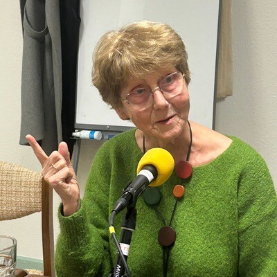 Claire Héber-Suffrin, cofondatrice des  réseaux d'échanges réciproques de savoirs (RERS) cover