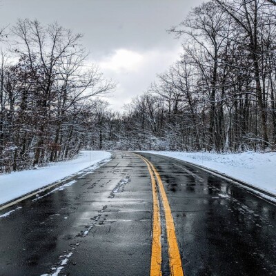 Piège mortel sous vos roues : la glace noire ! cover