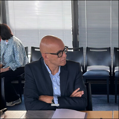 La réaction de Frédéric Bierry cover