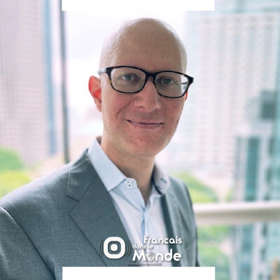 Vincent Barzellino se souvient des journaux de petites annonces et les téléphones filaires au début de ses expatriations cover