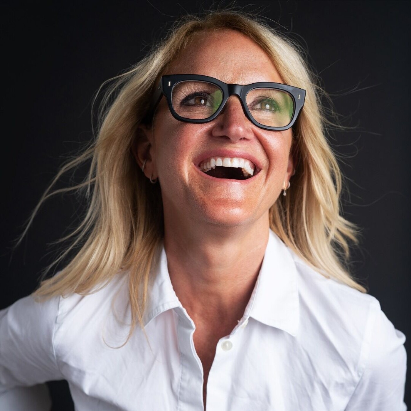 Documentaire: de ruinée à auteure à succès, le rebondissement de la vie de Mel ROBBINS episode artwork