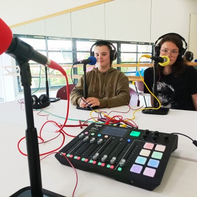 Lancement du projet "C'est ma Madeleine" de Lola et Maelya cover