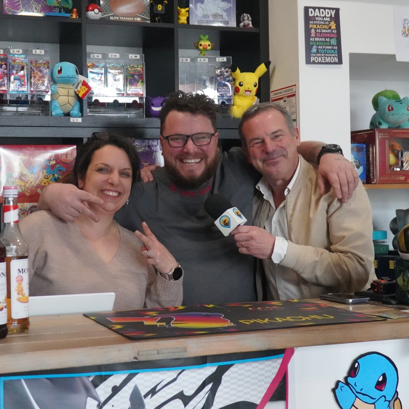 Depuis le Hard Geek Café à Mios, Aurore et Alec nous présentent leur concept et leurs animations au Mios Gaming ce week-end episode artwork