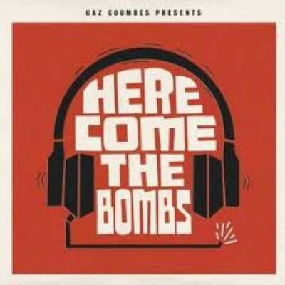 Gaz Coombes (ex Supergrass) : Here Come the Bombs cover