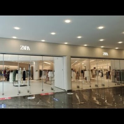Oui Zara a fermé toutes ses boutiques en Algérie à cause de la désastreuse politique du gouvernement cover