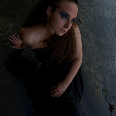 🎶 Zoom sur Coralie – une artiste qui met l’émotion au premier plan cover