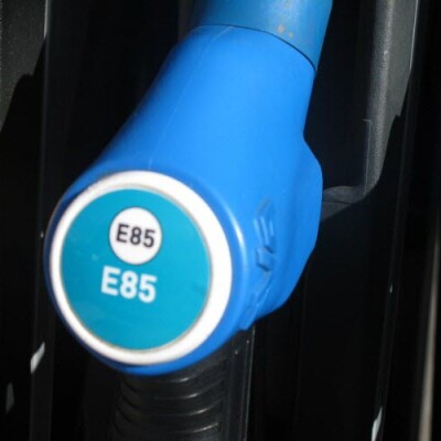 Acheter une voiture d’occasion à l’éthanol : bonne ou mauvaise idée ? cover