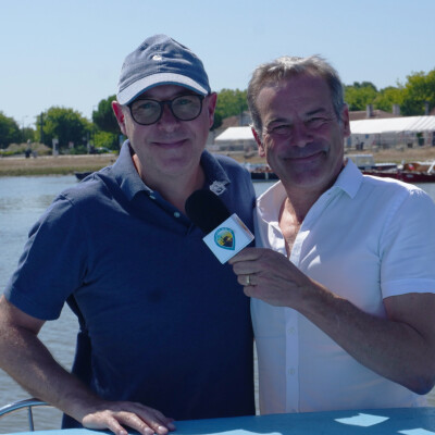 Depuis le Bateau-Studio des Essentiels du Bassin, après des records d'audience, le programmateur Pierre-Yves Loquen est mis à l'honneur cover