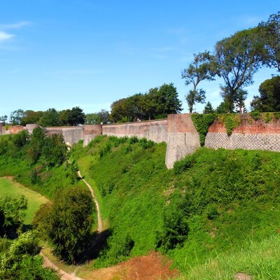 Vivez un roadtrip chargé d'Histoire à Montreuil-sur-Mer ! cover