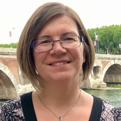 VIP 69 - Aude Tripet : Un roman en prévention du burn-out cover