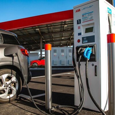 Comment bien préparer et anticiper son trajet en voiture électrique ? cover