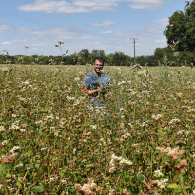 #57 Jean-François Agut 🐑❤️🌾🍇 Régénérer 300 hectares dans une relation de co-évolution avec le Vivant cover