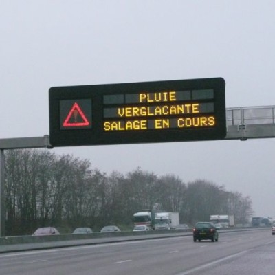 PMV : des panneaux lumineux à votre service cover